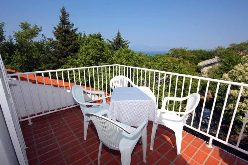 Apartments with a parking space Njivice Krk - 5309 Njivice 