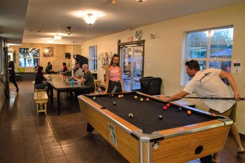 HI Kelowna Hostel in Kelowna, Canada