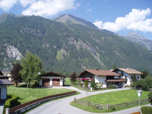 Facilities, Haus Wiesenblick in Dorf