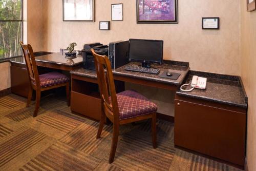 Quality Inn & Suites Walnut - City of Industry - image 9