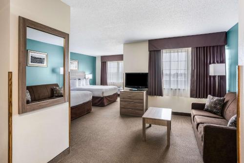 MainStay Suites Cedar Rapids North - Marion