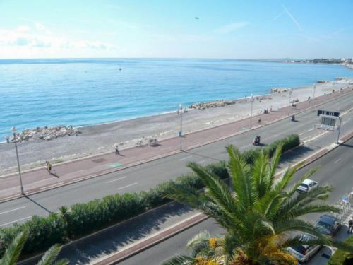 PROMENADE DES ANGLAIS PETIT STUDIO AU CALME