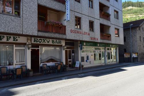Viesnīcas āriene, Lozzo di Cadore - Dolomiti - Piazza IV novembre in Lozzo Cadore