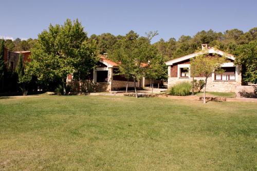 Kert, Aventura & Relax Cabañas Peña la Higuera (Aventura & Relax Cabanas Pena la Higuera) in Villalba De La Sierra