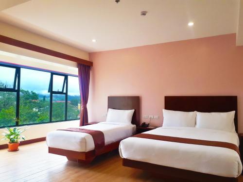 room detail thumbnail 1