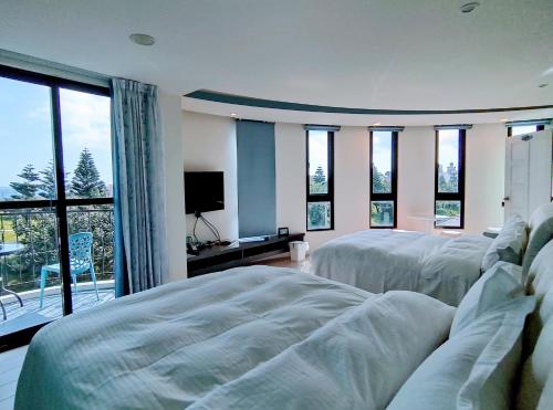 Shell Sand Homestay                                                                        near Huajhai Gucuo