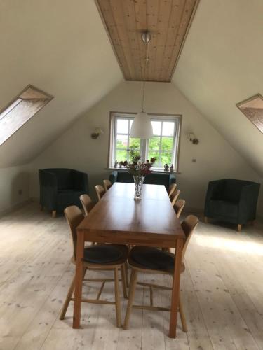 Brunbjerg Apartments in Almstok