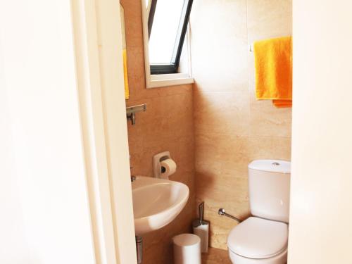 Rebioz Hotel - image 2