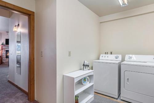 Jackstraw Mountain 32 Condo - image 3