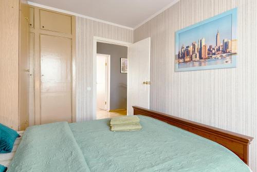 l3-82 MAIN STREET- MODERN NEW THREE 3 SEPARATE 3BEDROOMS 100 m2 - CENTRAL LOCATION, METRO PALACE OF 