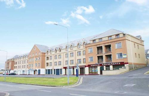 37 Atlantic Point, Ground Floor, Sea View Apartment sleeps 6 in Bundoran