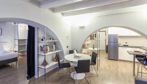 Italianway - Rosales 1 Apartment - image 3