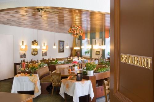 Hotel Burg Bollendorf – Bollendorf, WI