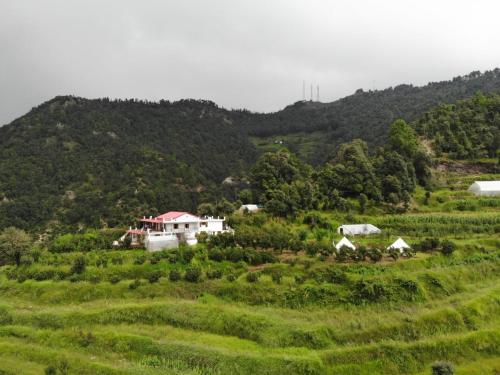 Enchanted Hills Farmstay Mukteshwar