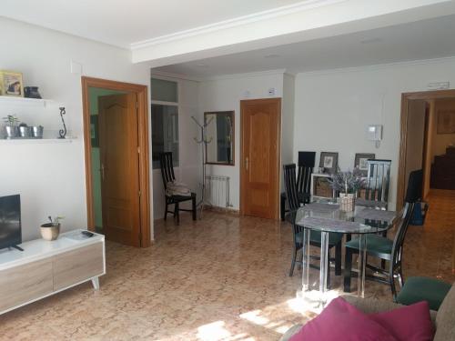  Piso acogedor, junto al Ayuntamiento in Logroño