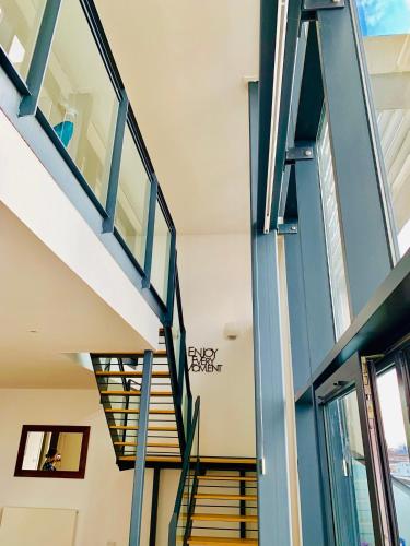 Glasgow City Centre - The PENTHOUSE with RiverViews - (Duplex, 3 Bedrooms, 3 Bathrooms, 2 Living rooms/Kitchen, Private SKY Terrace, 2 Parkings, Top Floor, Huge - 2100 sq ft, SECC HYDRO), Glasgow (photo 7)