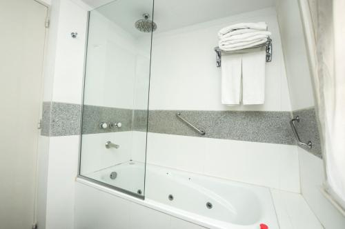 2 bedrooms, 2 beds