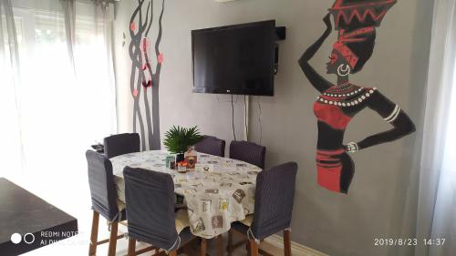 Apartments with WiFi Rijeka - 17878