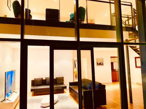 Glasgow City Centre - The PENTHOUSE with RiverViews - (Duplex, 3 Bedrooms, 3 Bathrooms, 2 Living rooms/Kitchen, Private SKY Terrace, 2 Parkings, Top Floor, Huge - 2100 sq ft, SECC HYDRO), Glasgow (photo 9)