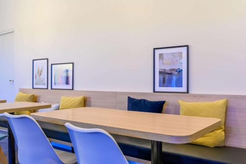Comfort Hotel Amiens Nord - image 6