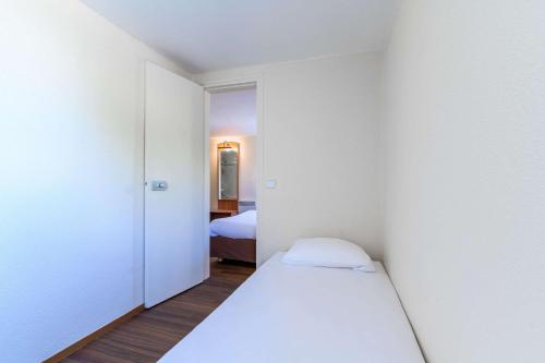 Comfort Hotel Amiens Nord - image 5