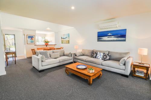 Bayshore Beachside Resort