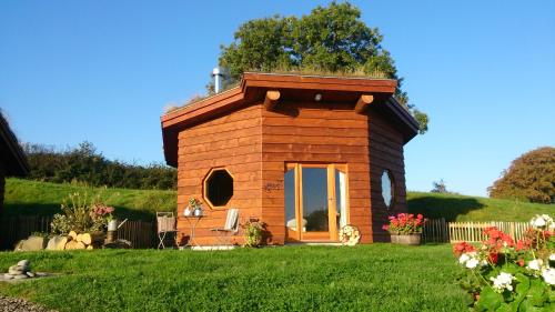 Treberfedd Farm Cottages and Cabins