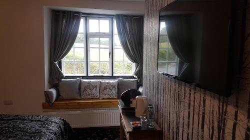 The Black Dog Inn - image 7