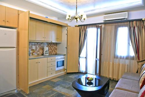 爱琴海海浪-灯塔酒店 爱琴海海浪-灯塔酒店