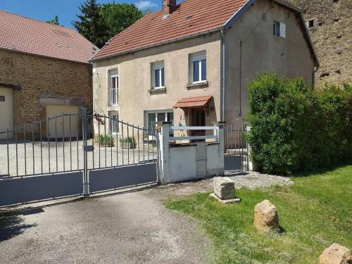 l'halsira gîte à louer Essey-les-Eaux
