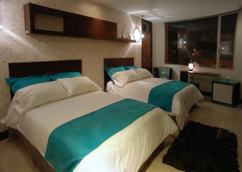 2 twin beds
