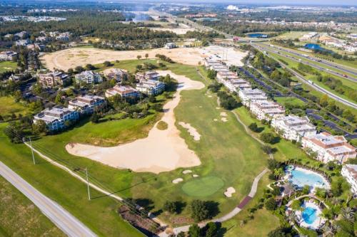 3 Bed Luxury Reunion Resort Golf Course View Condo - image 3