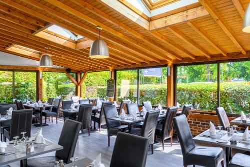 Comfort Hotel Evreux - image 7