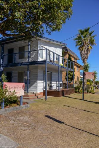 Jamaica Holiday Units photo
