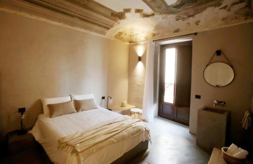 Casa Nostra Luxury Suites - image 11