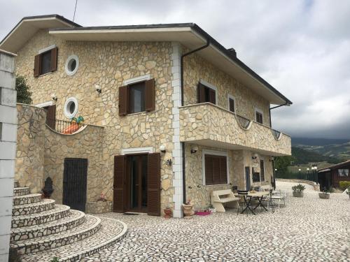  VILLA CLARA, Pension in Corvara bei Collepietro