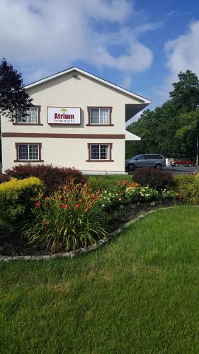 Atrium Inn & Suites - Accommodation - Galloway