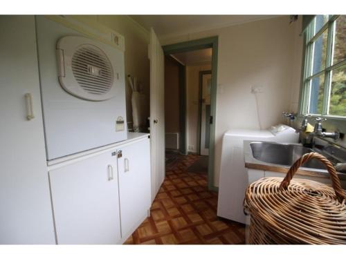Benvenuti, To Comstock Cottage