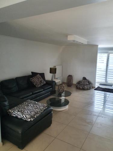  Relax house, Unterkunft in Lüttich