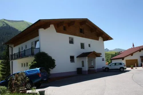 Wiesenhof in Berwang, Österreich