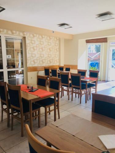 Hotel Orlan - image 6