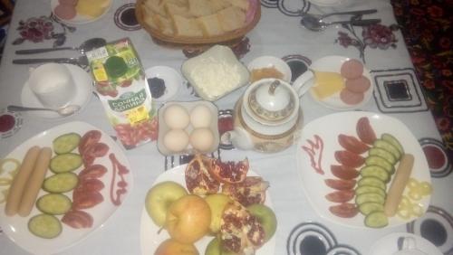 Family Guest house - Friends-J in Nukus