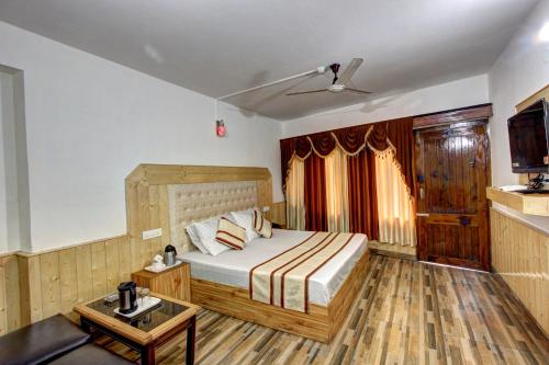 Hotel Highway inn – Manali, PA