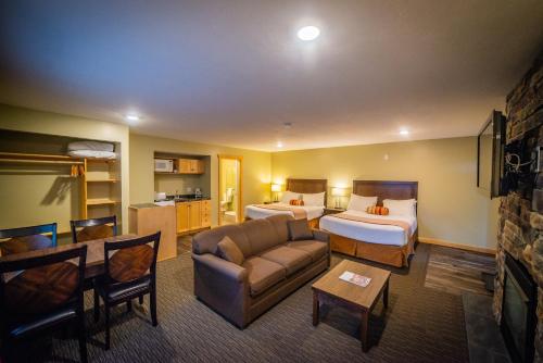 Alpine Inn & Suites - Accommodation - Nelson