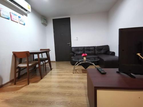 2 Floor - Centrio Condominium near Central Shopping Mall and Phuket Old town, Phuket (Foto 3)