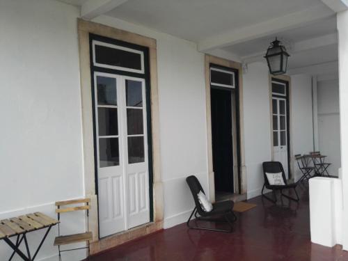 ระเบียง/ชานเรือน, Casa da Rainha in อซามบูจา