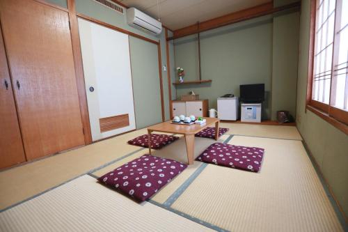 Japanese-Style Room