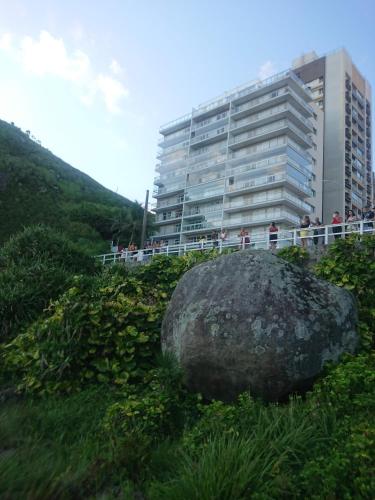 Apartamento beira mar
