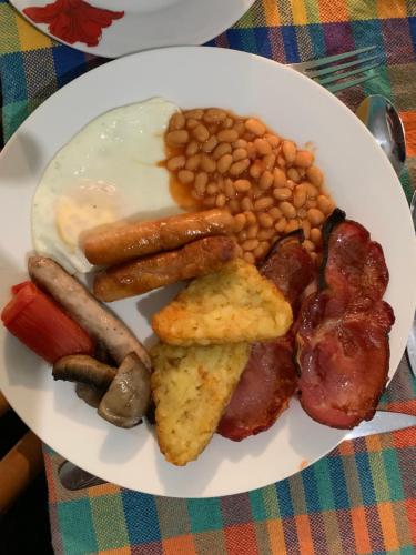 อาหารและเครื่องดื่ม, Debbie’s Digs in เคนท์