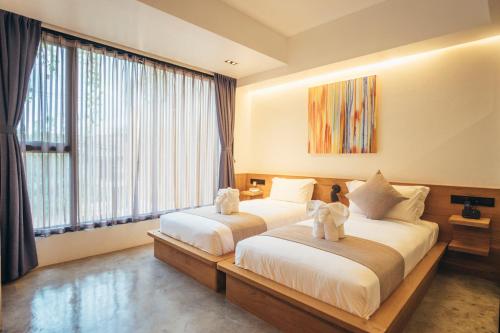 2 twin beds